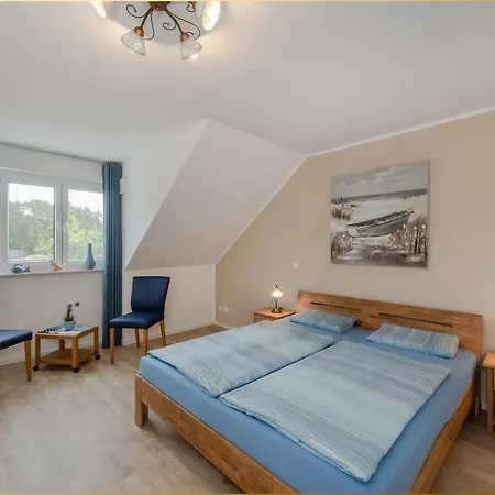 度假居 Usedom-idyll 洛丁